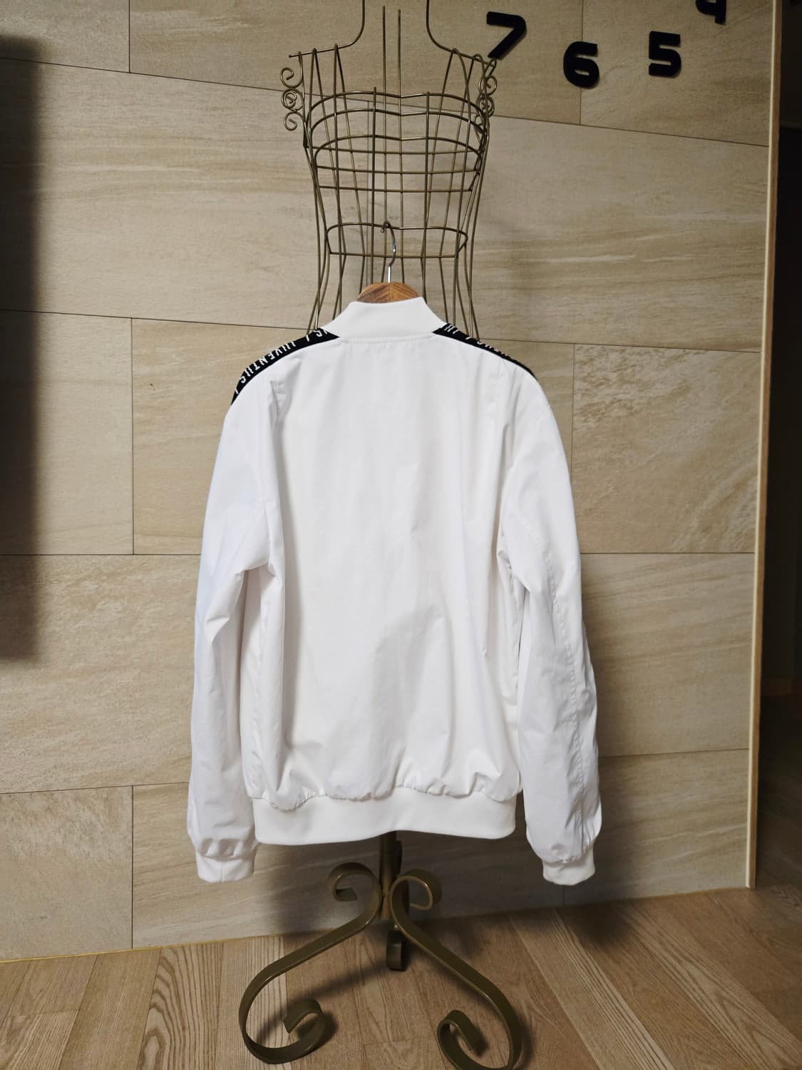 [m/95] 아디다스 유벤투스 에센셜 남성 자켓 상품이미지4