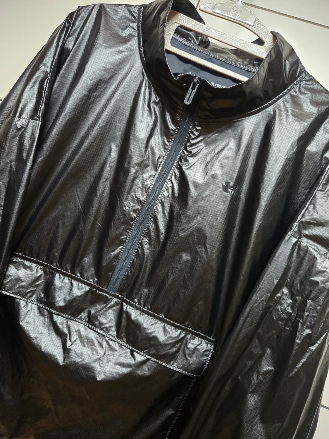 언더아머  여성 아노락 바람막이 상품이미지3