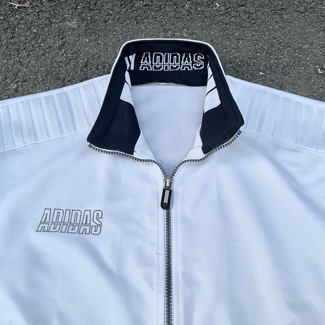 90s 아디다스 데상트 화이트 올드스쿨 오버핏 져지 크롭 트랙탑 L 상품이미지3