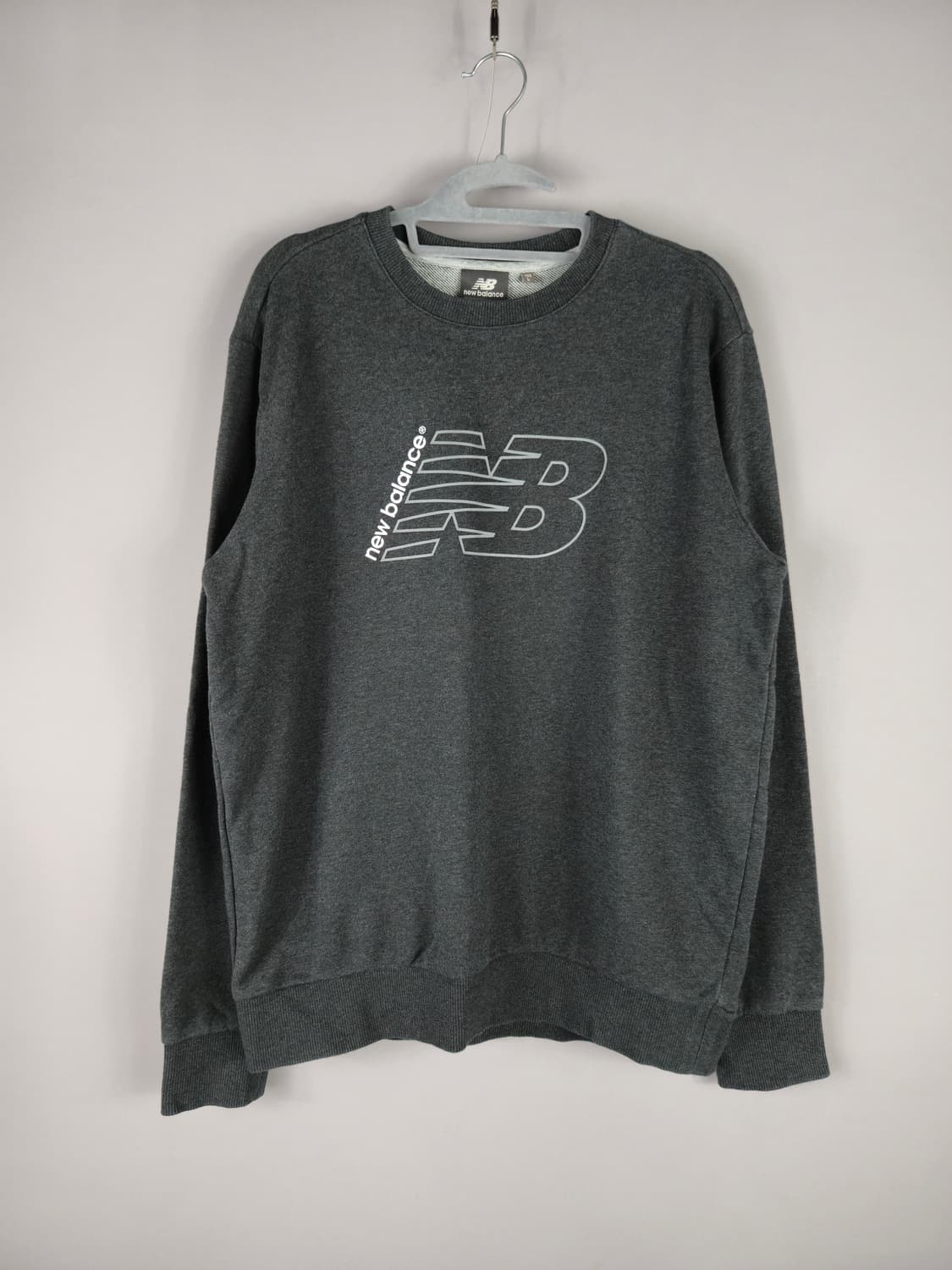 [무료배송]뉴발란스 100(L) 남성 스웨트 기본 맨투맨 티셔츠 상품이미지1