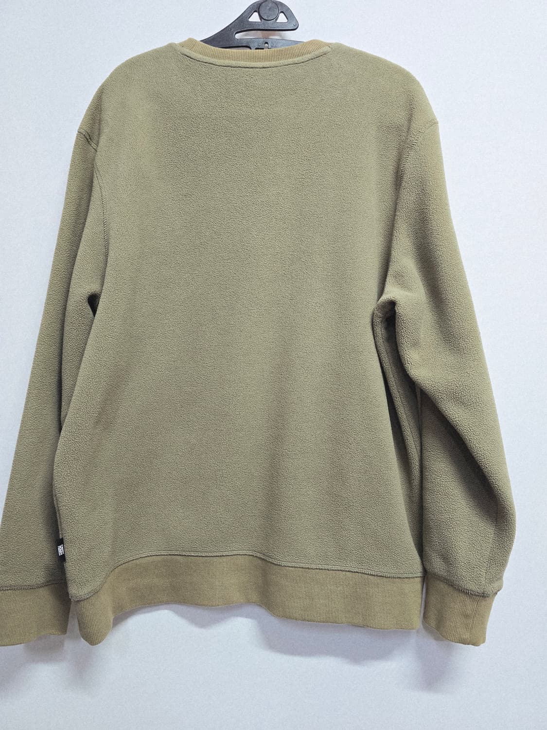 내셔널지오그래픽 플리스 맨투맨 카키 상품이미지4