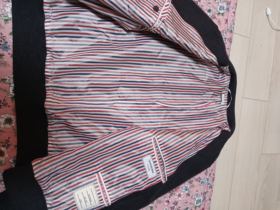 톰브라운 사선완장 울 블루종자켓(3사이즈)   상품이미지7