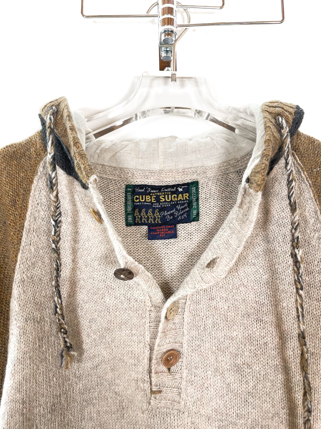 큐브슈가 버튼 포인트 니트 후드티셔츠  상품이미지5