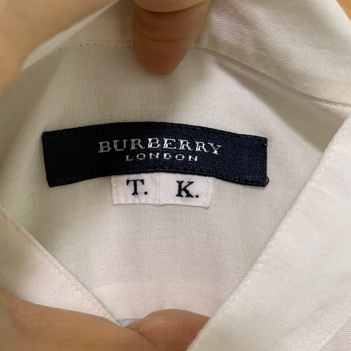 버버리 런던 T.K. 아이보리 노카라 차이나카라 베이직 남성 셔츠 상품이미지5