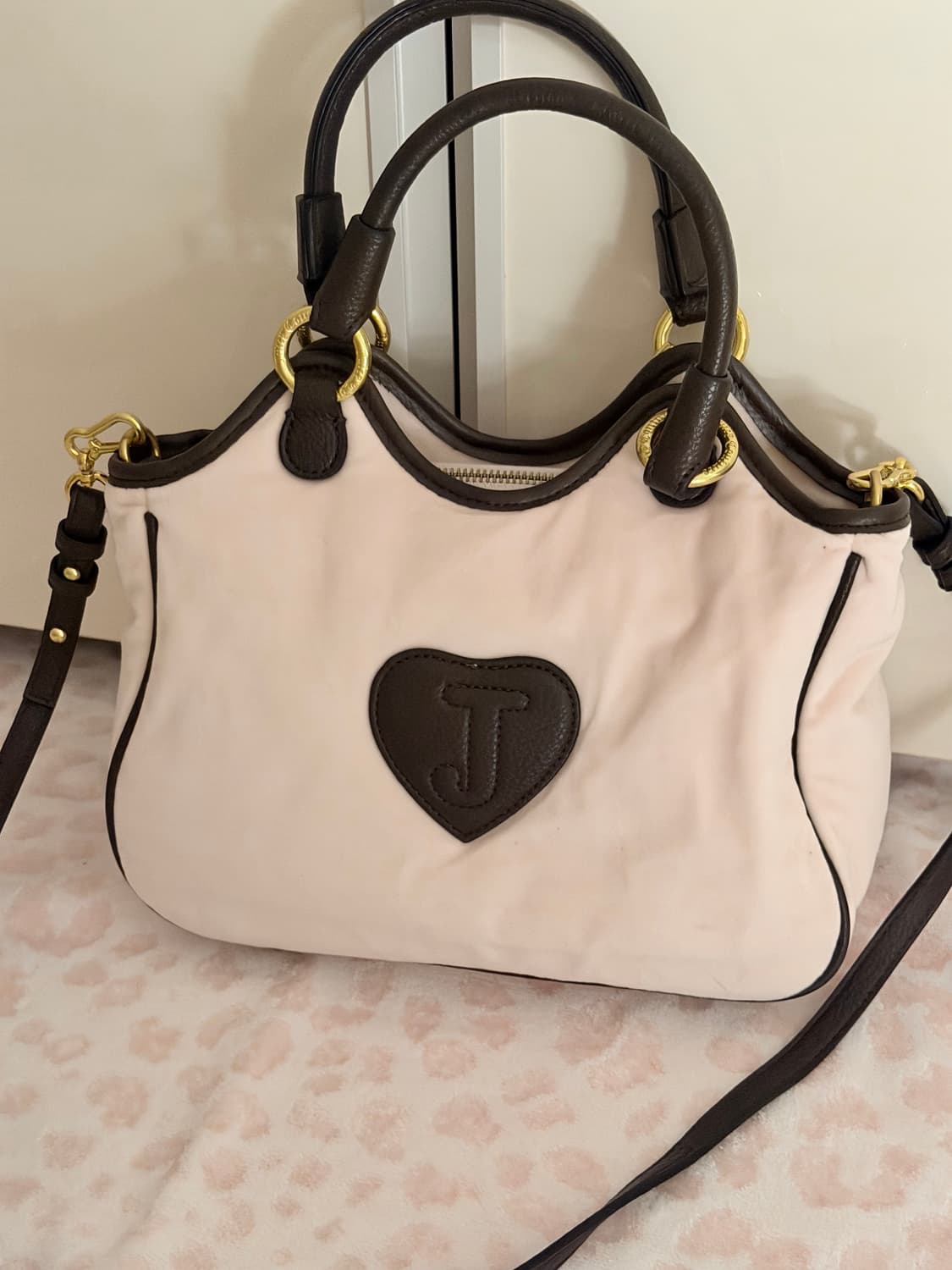 쥬시꾸뛰르 핸드백 하우스 오브 쥬시 베이비핑크 갸루 핀터깔 상품이미지3