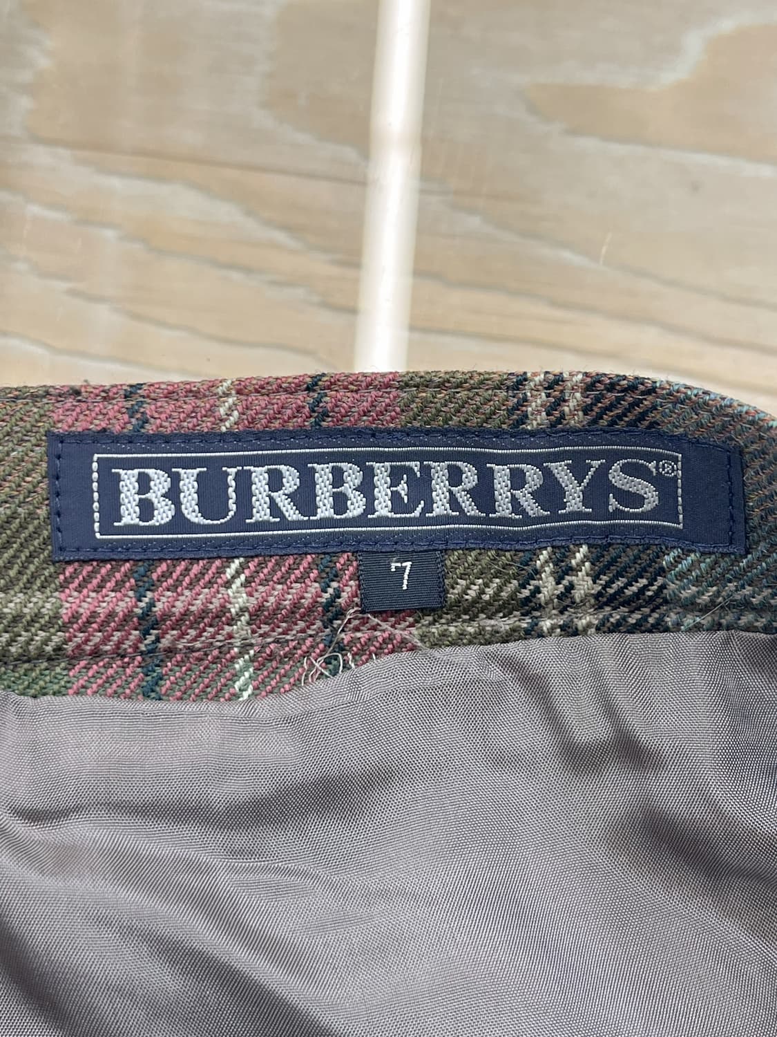 버버리 90's 클래식 체크 울 스커트 상품이미지5