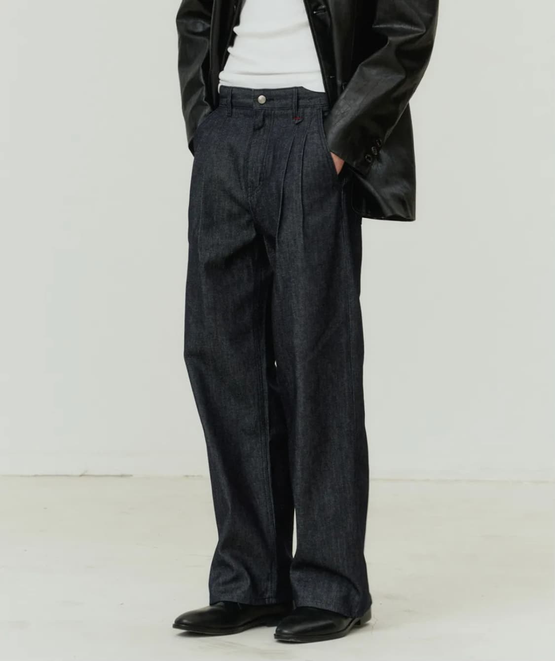 포트너스 Two Tuck Wide Indigo Jeans 상품이미지1