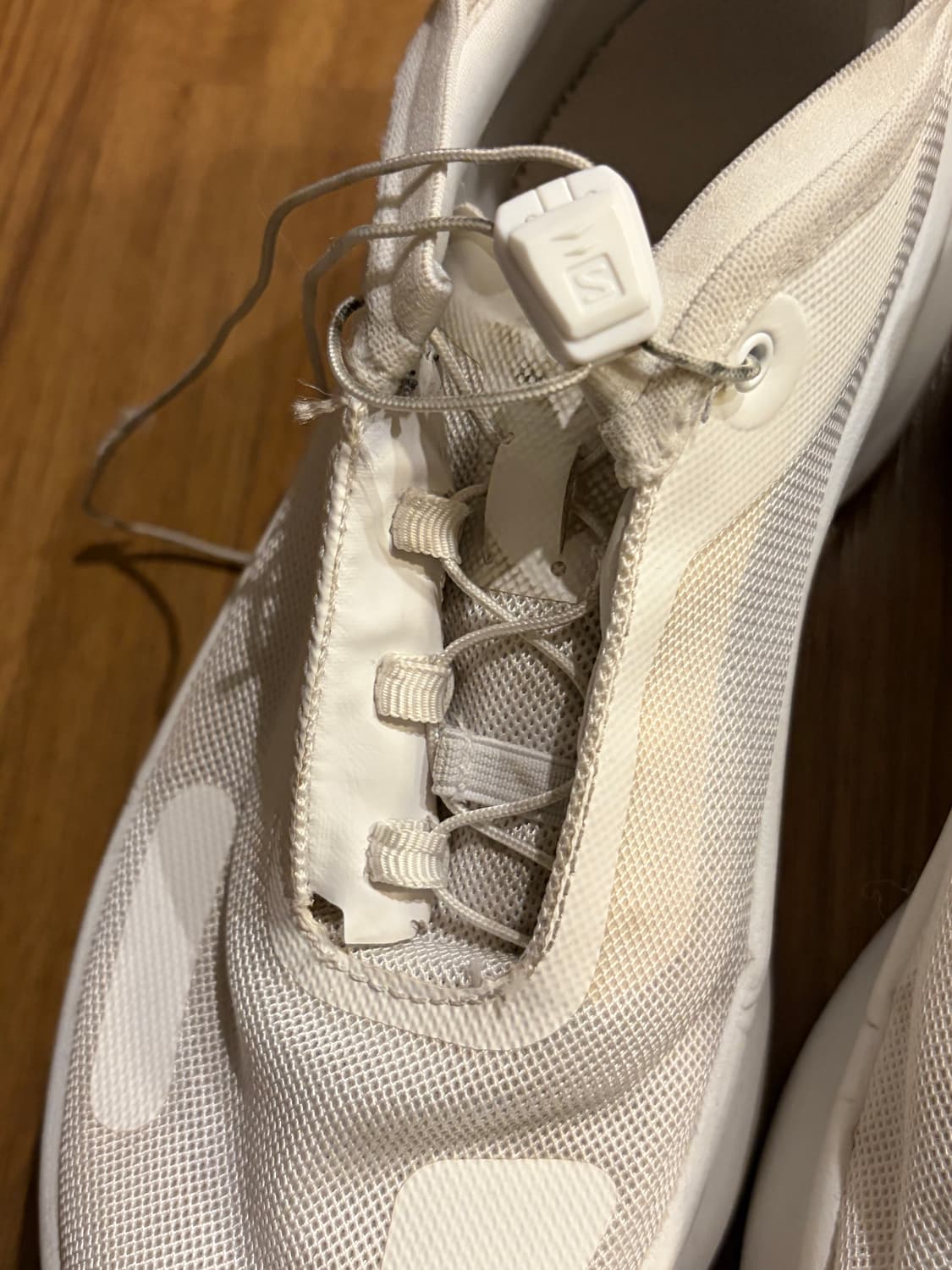 살로몬 꼼데가르송 센스필 플랫폼 화이트 235사이즈 상품이미지2