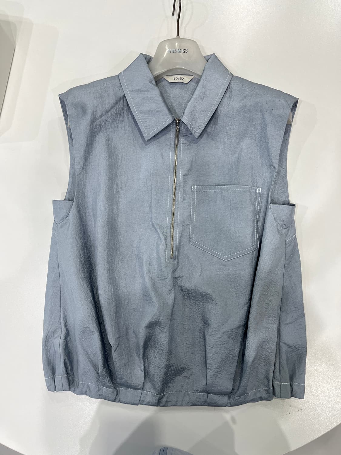 오르 슬리브리스 블라우스 상품이미지1