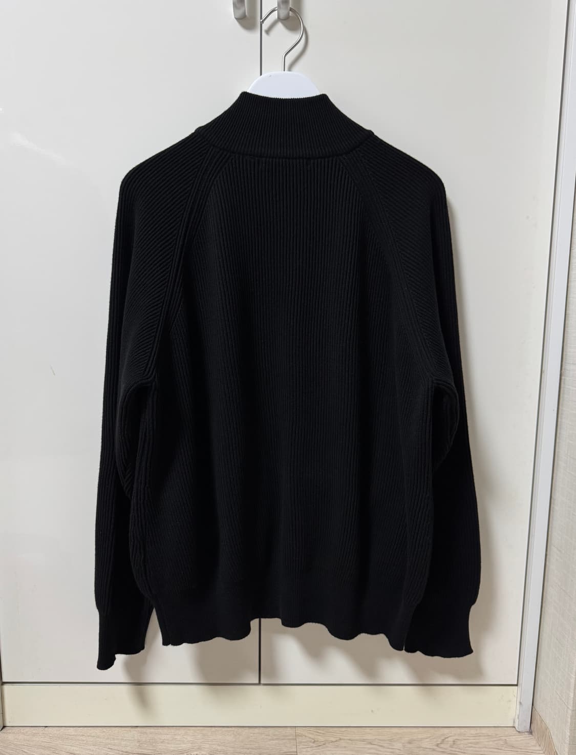 4) 폴리테루 휴먼 트랙 니트 집업 블랙 상품이미지3