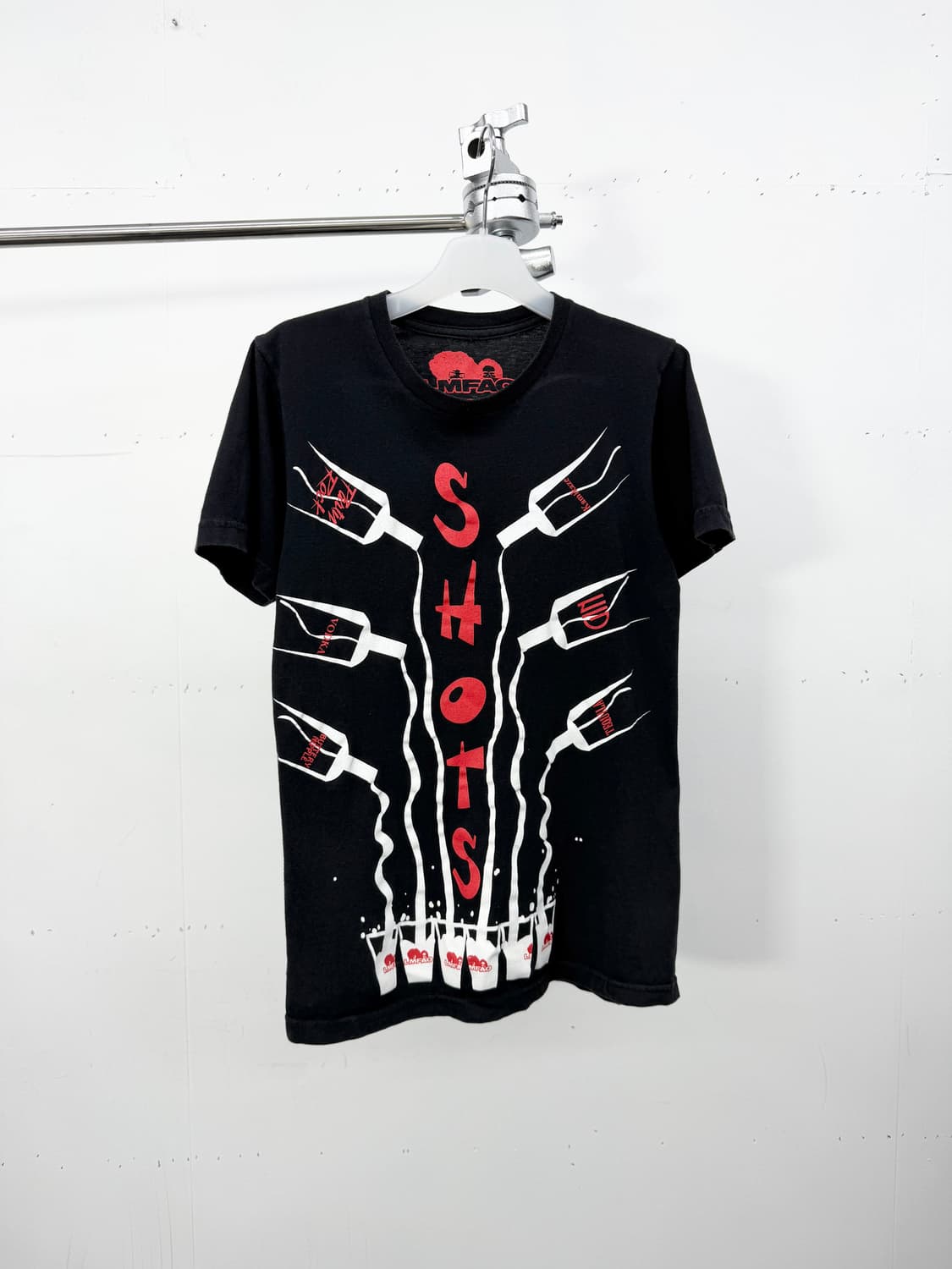 09s LMFAO “Shots” Party Rock Graphic Tee 상품이미지4