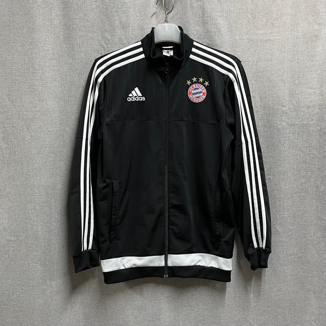 [100] 아디다스 FC 바이에른 뮌헨 트랙탑 져지 상품이미지1