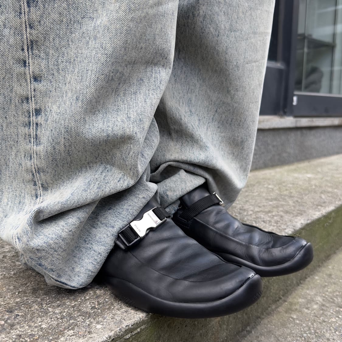 00s 레어 블랙 프라다 스포츠 버클 로퍼 상품이미지1