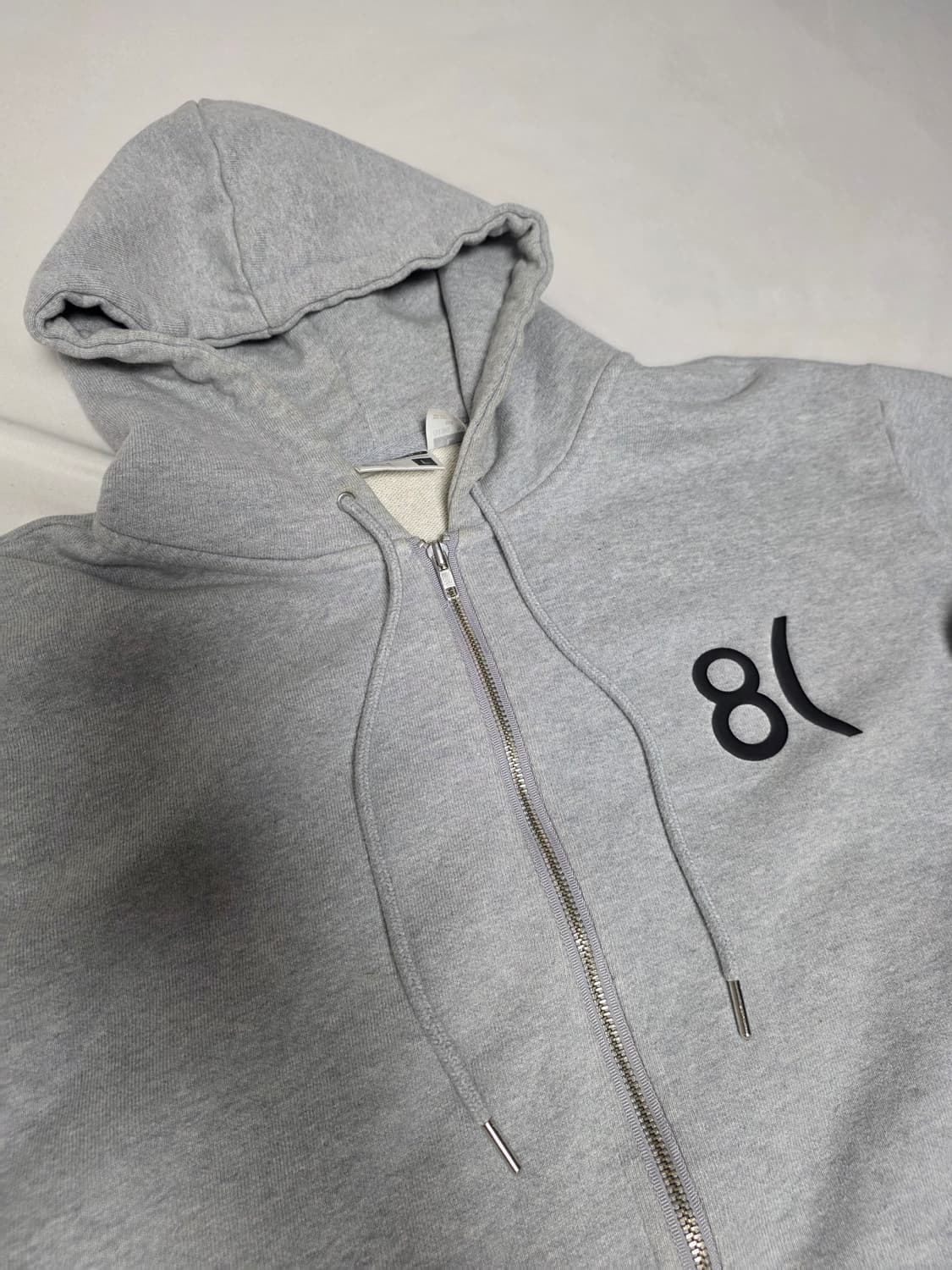 XSFM 후드짚업 L (얼룩 사진 확인 필요) 상품이미지2