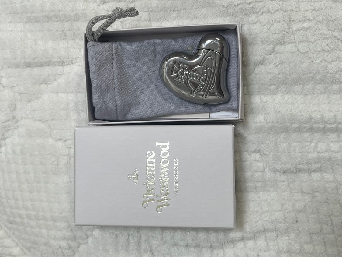 비비안 웨스트우드 하트 라이터 상품이미지1