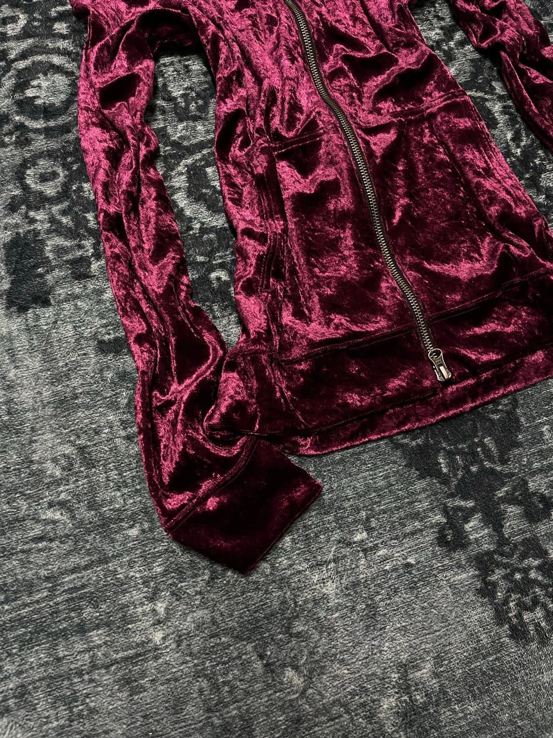 Tornado mart 00s violet velour hoodie 상품이미지4