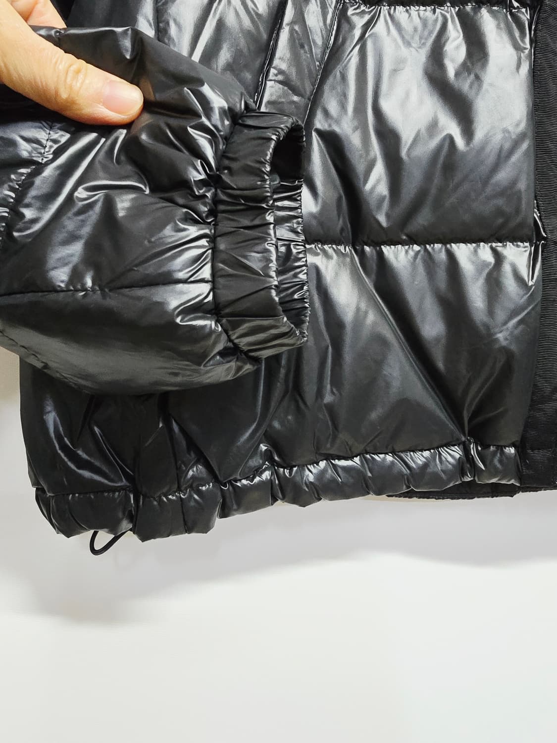 칼라거펠트 블랙 푸퍼 구스다운패딩 자켓 상품이미지3