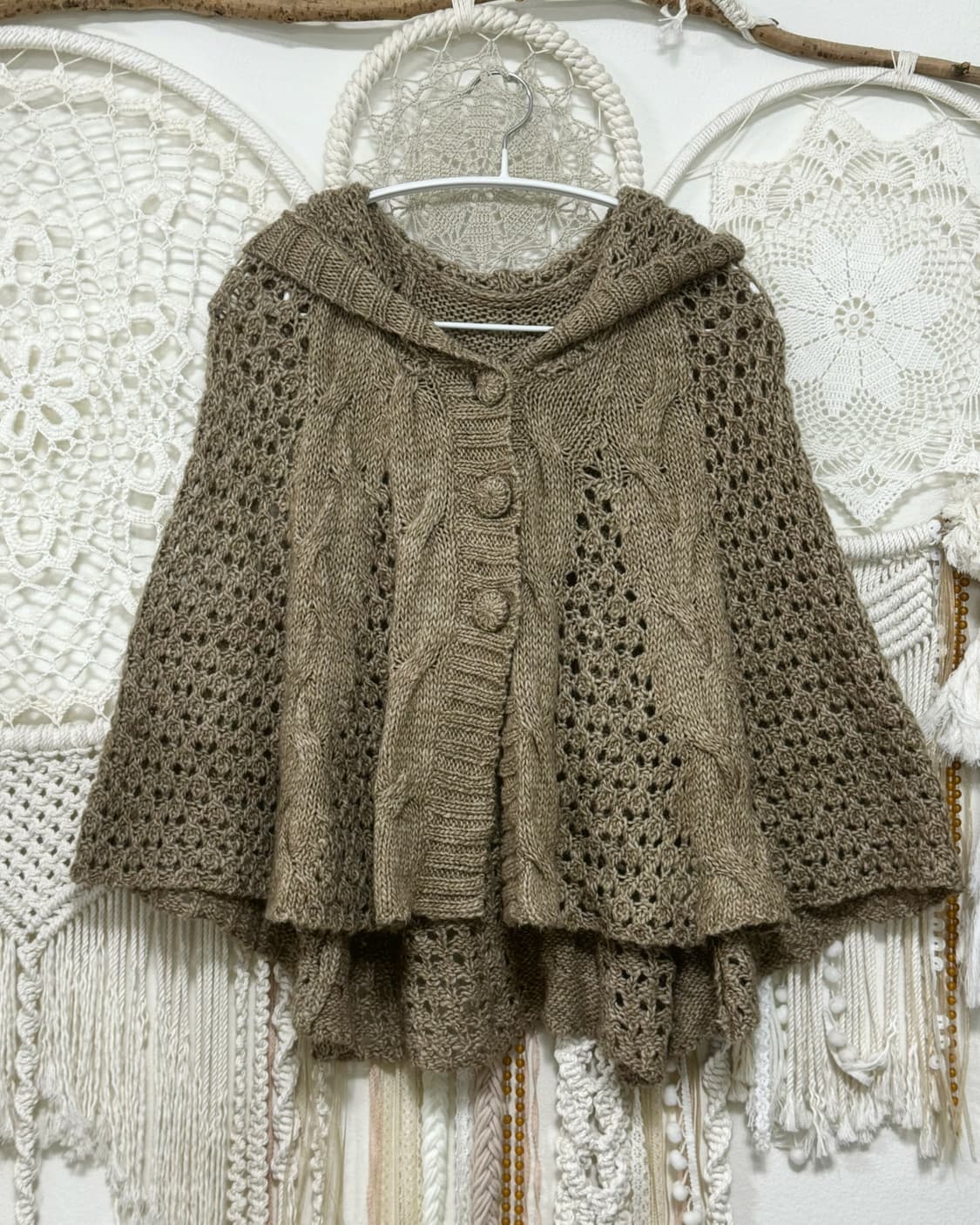 Brown Twist Hoodie Cape 상품이미지1