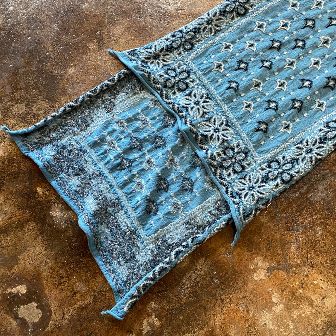 캐피탈 울 반다나 머플러 상품이미지3