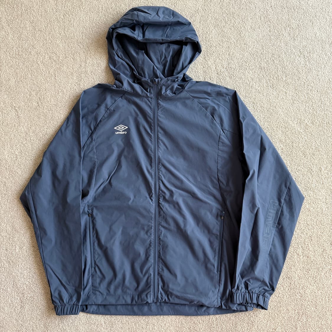 엄브로 나이트런 베이직 후드 러닝 트레이닝 자켓 상품이미지1