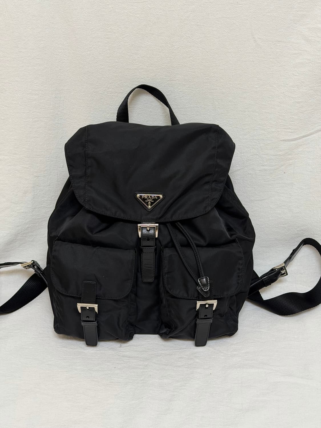 정품 프라다 포코노 나일론 투포켓 백팩 블랙 미디움 상품이미지1