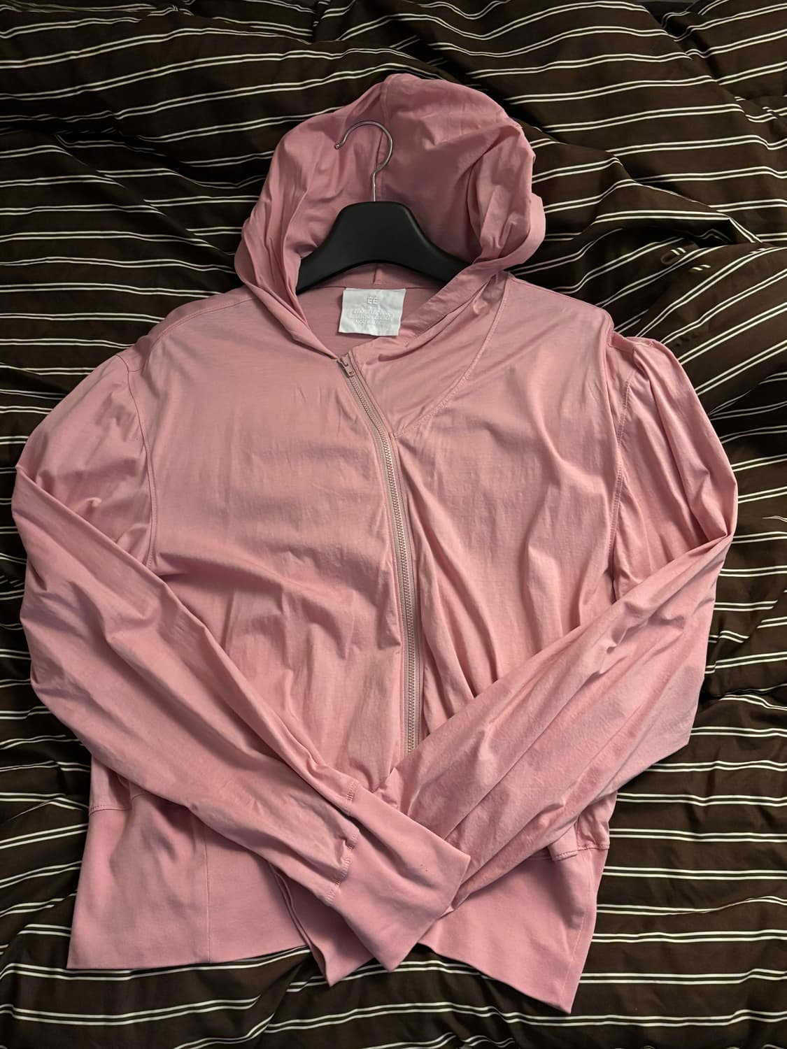 ee누마레 핑크 커브드집업 ss시즌 상품이미지1