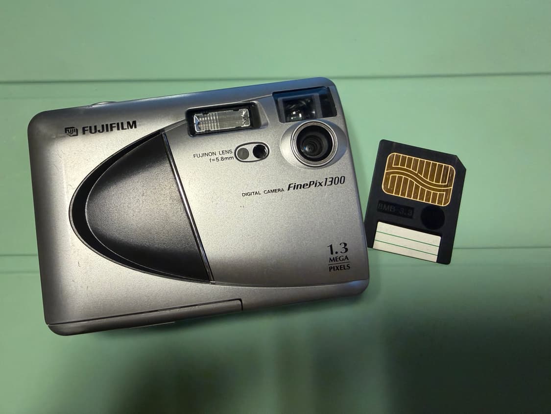 [정크] 후지필름 Finepix 파인픽스 1300 디카+ 스마트미디어카드 상품이미지1