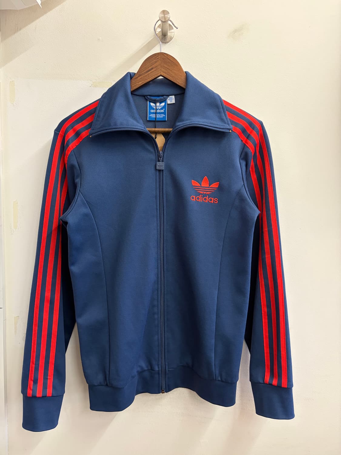 48. 아디다스 유로파 네이비 레드 트랙탑 져지 상품이미지1