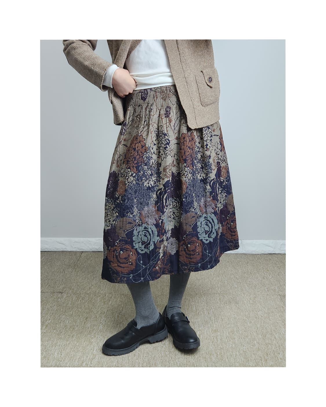 플로럴 자수 스커트 상품이미지1