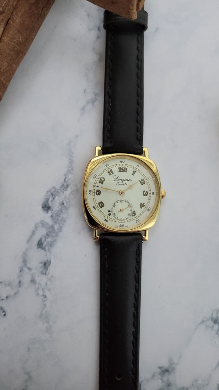 정품 론진 150주년 946.5164 남여공용 쿠션케이스 쿼츠시계 상품이미지5