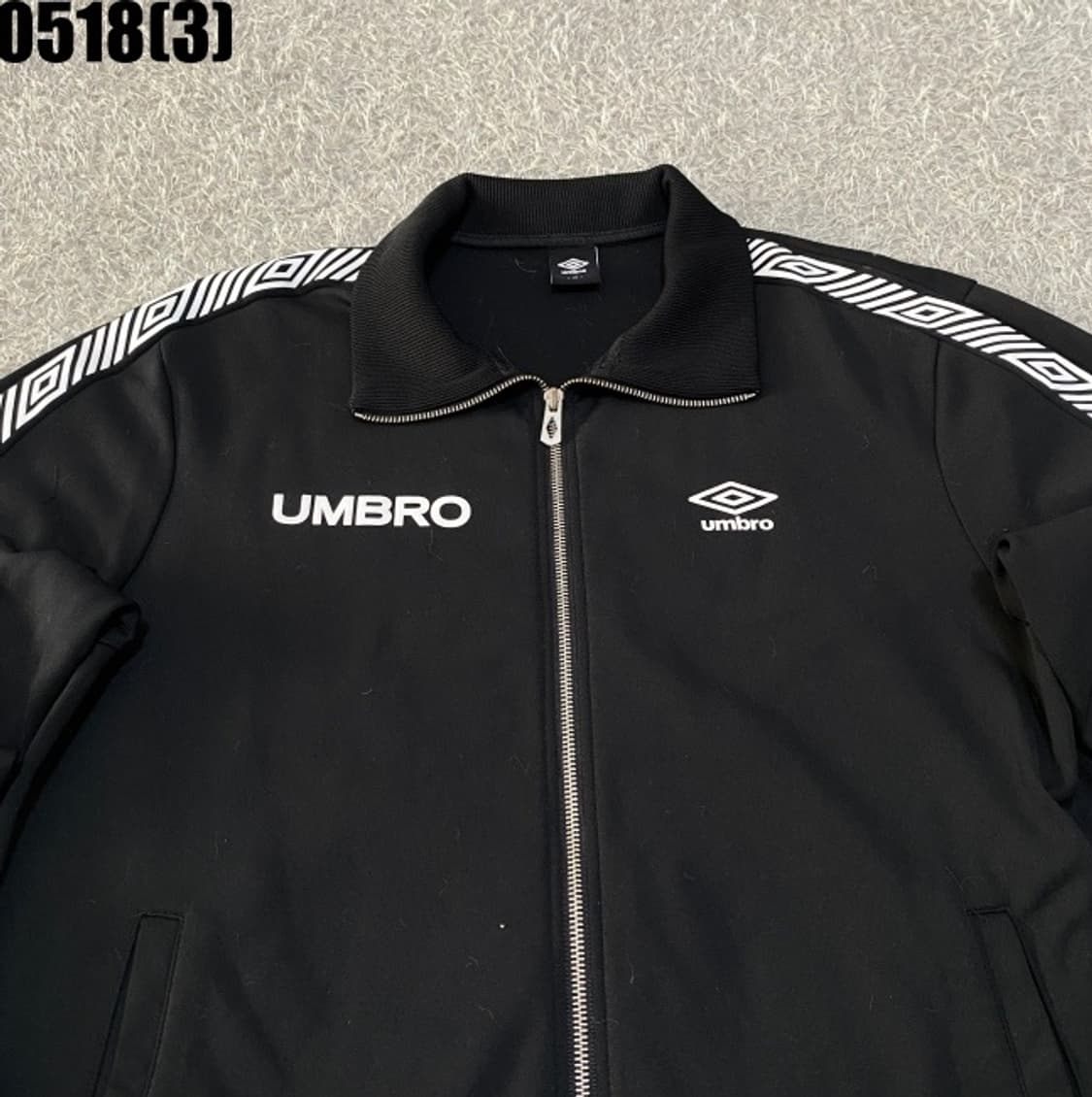 엄브로 트랙탑 자켓 상품이미지2