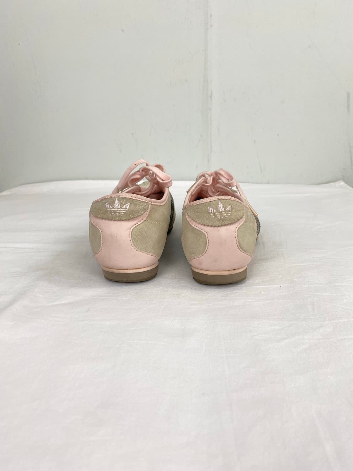 아디다스 발레코어 스웨이드 스니커즈 240 상품이미지4