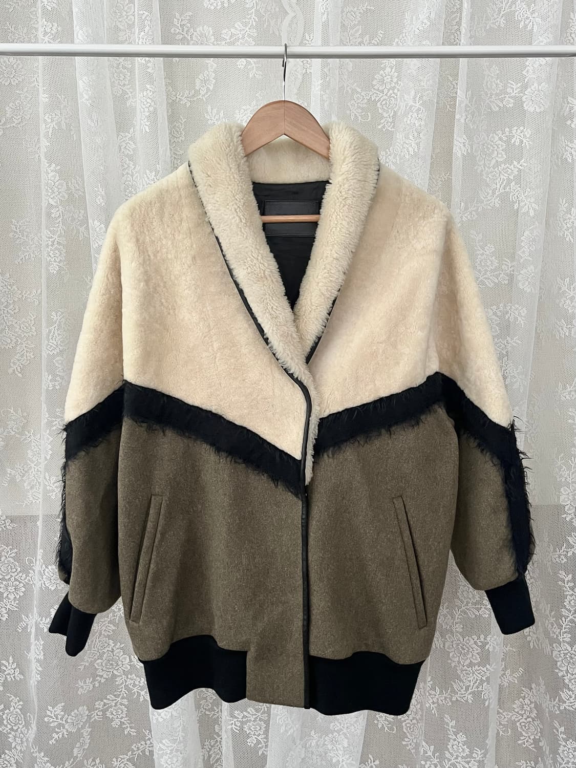 82-94-160) 한섬 수입 드로메 DROME 양털 자켓 상품이미지1