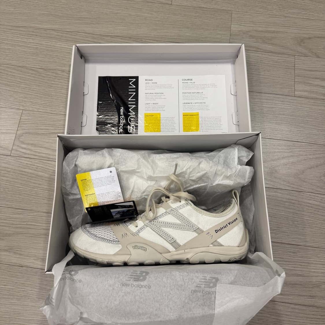[275] 뉴발란스 x 디스트릭트 비전 MT10O 클라우드 댄서 상품이미지6