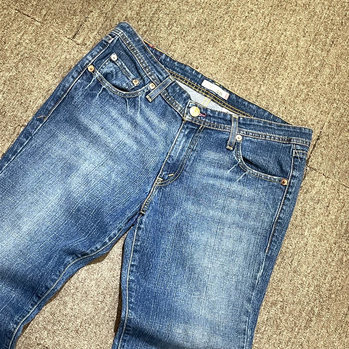 (36) Levi's 518 (리바이스 superlow boot cut) 상품이미지4