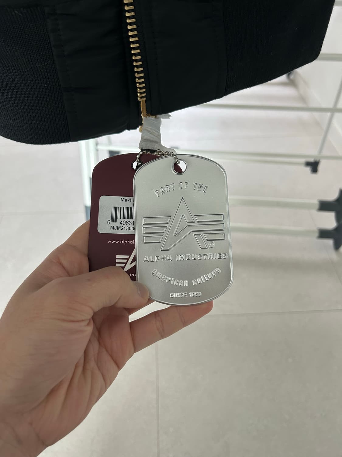 알파인더스트리 MA-1 블랙 xs 새제품 팝니다 상품이미지4