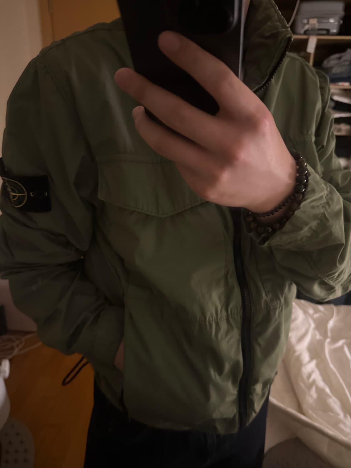 스톤아일랜드 와펜 나일론 후드 자켓 상품이미지9