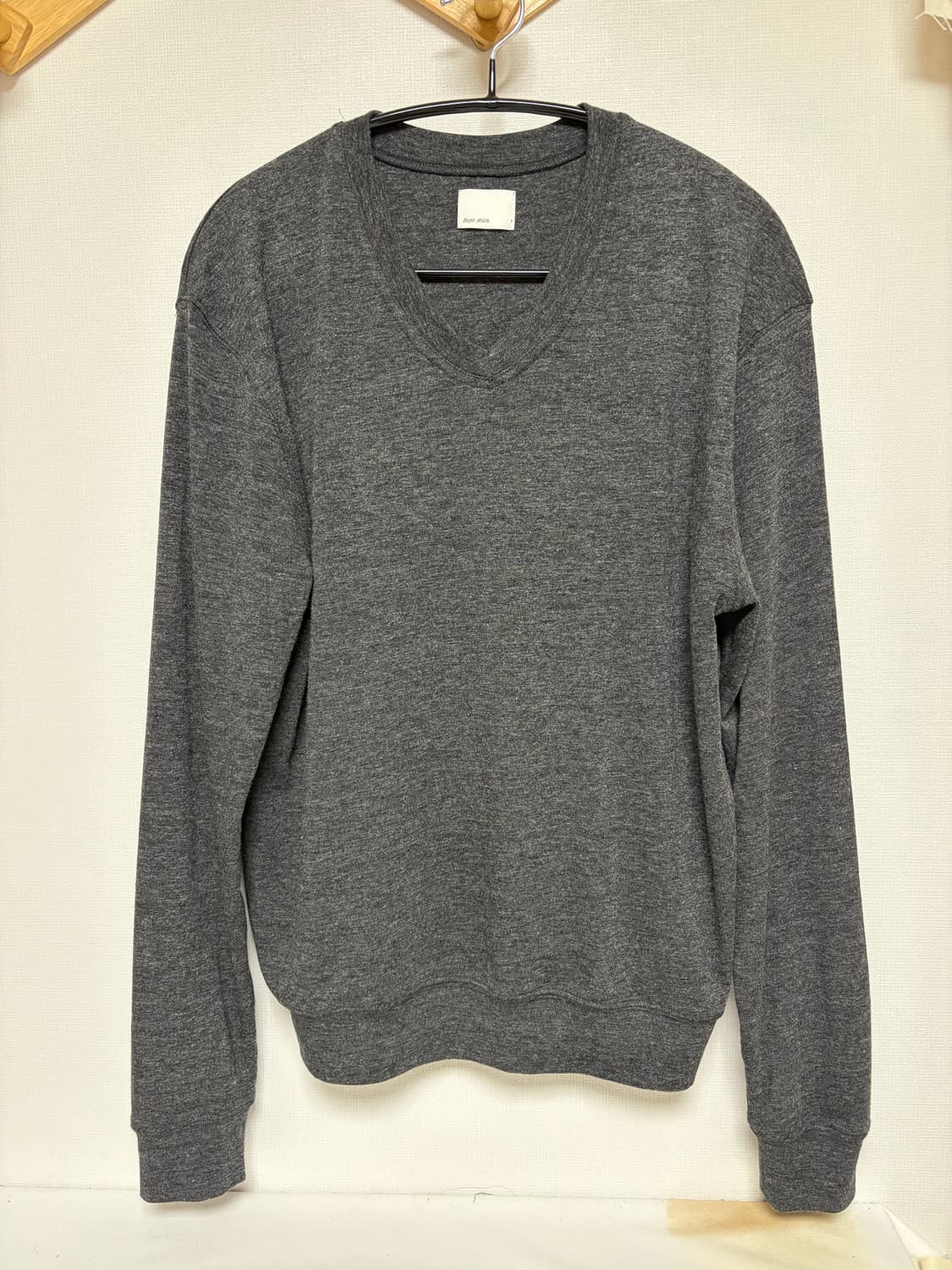 [2] 모노프리베 브이넥 슬리브 차콜 상품이미지2