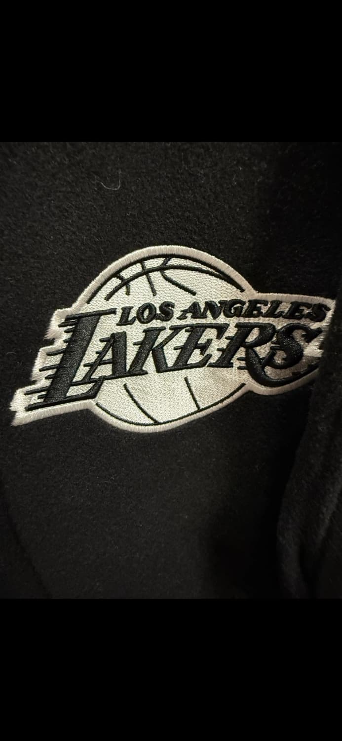 뉴에라 XL 콜라보 레이커스 자켓 L사이즈 상품이미지4