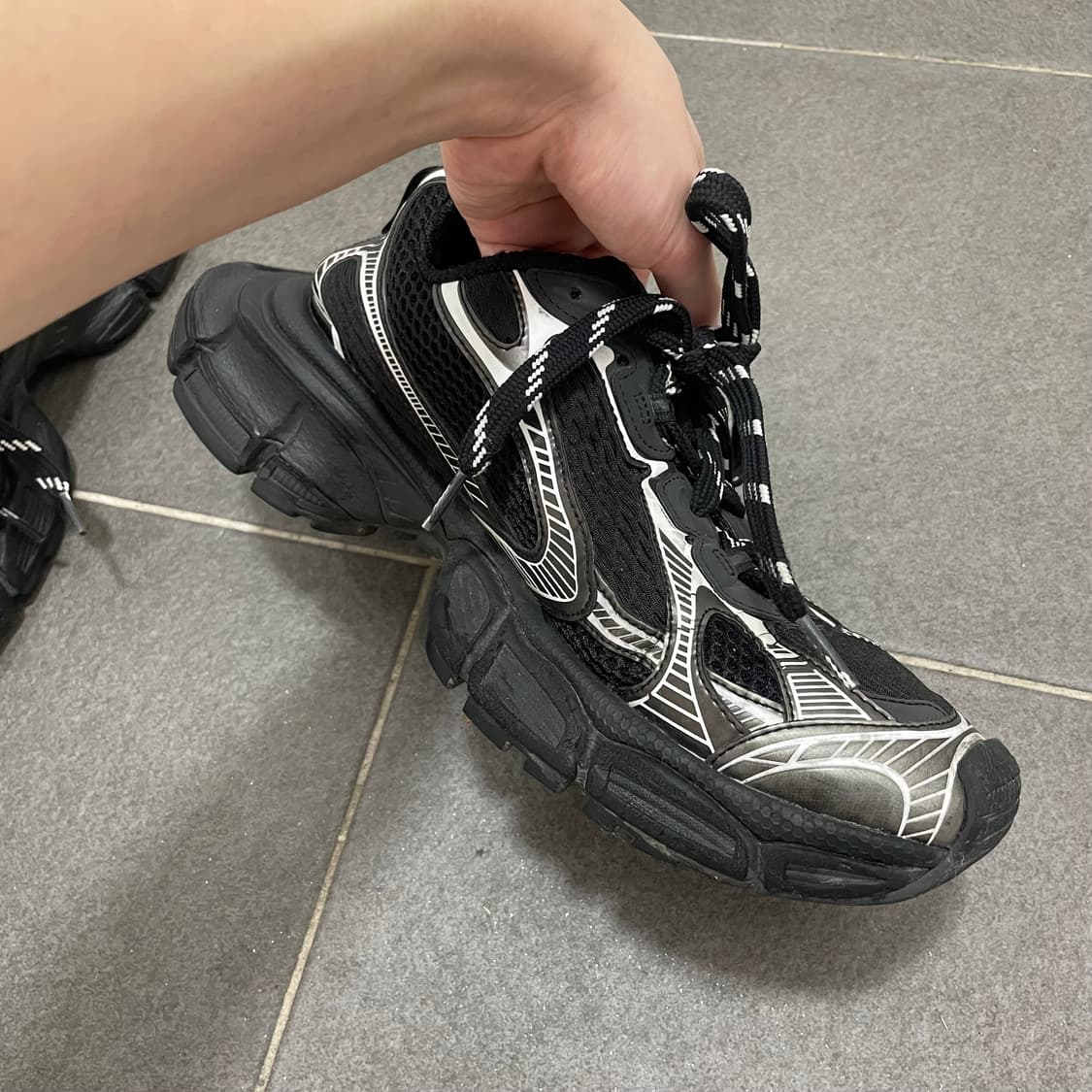 발렌시아가 3xl 블랙 (상태 좋음) 상품이미지3