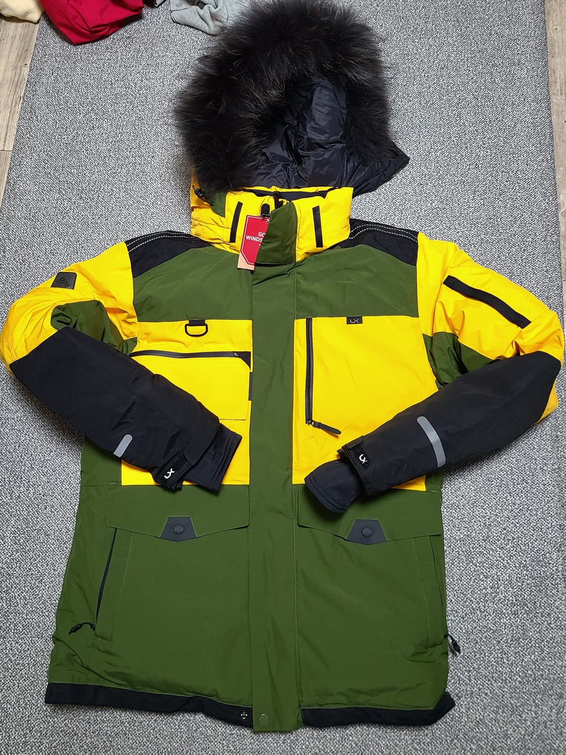 고어텍스 윈드스토퍼 대장급 거위구스패딩 100L 새제품 상품이미지1