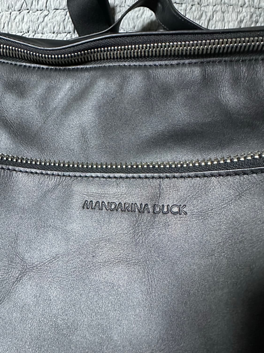 만다리나덕 블랙 백팩 상품이미지2