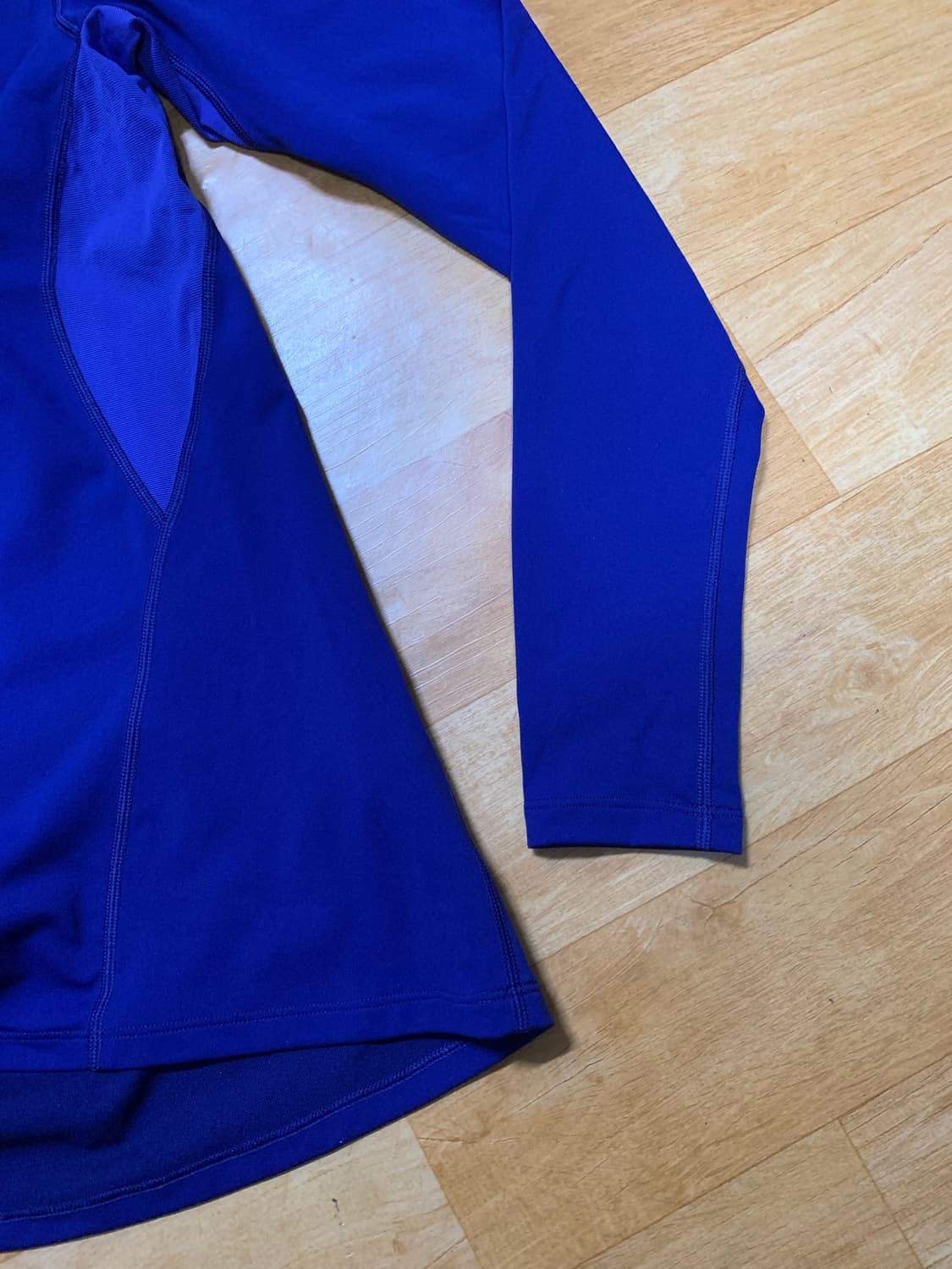 ARC'TERYX 아크테릭스 페이즈 AR 롱 슬리브드 크루(S 사이즈) 상품이미지6