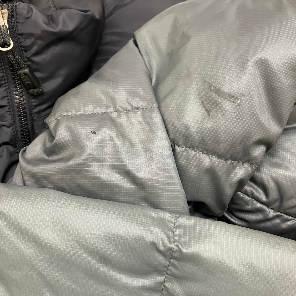 N39 노스페이스 구형 눕시 패딩 700 검회 그레이 방글라데시 상품이미지8