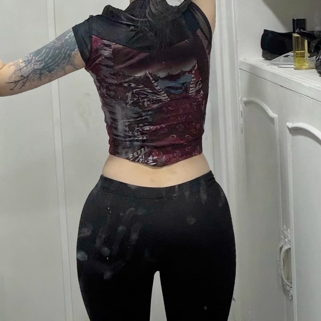 오즈온 매쉬 오리엔탈 슬리브리스 탑 상품이미지5