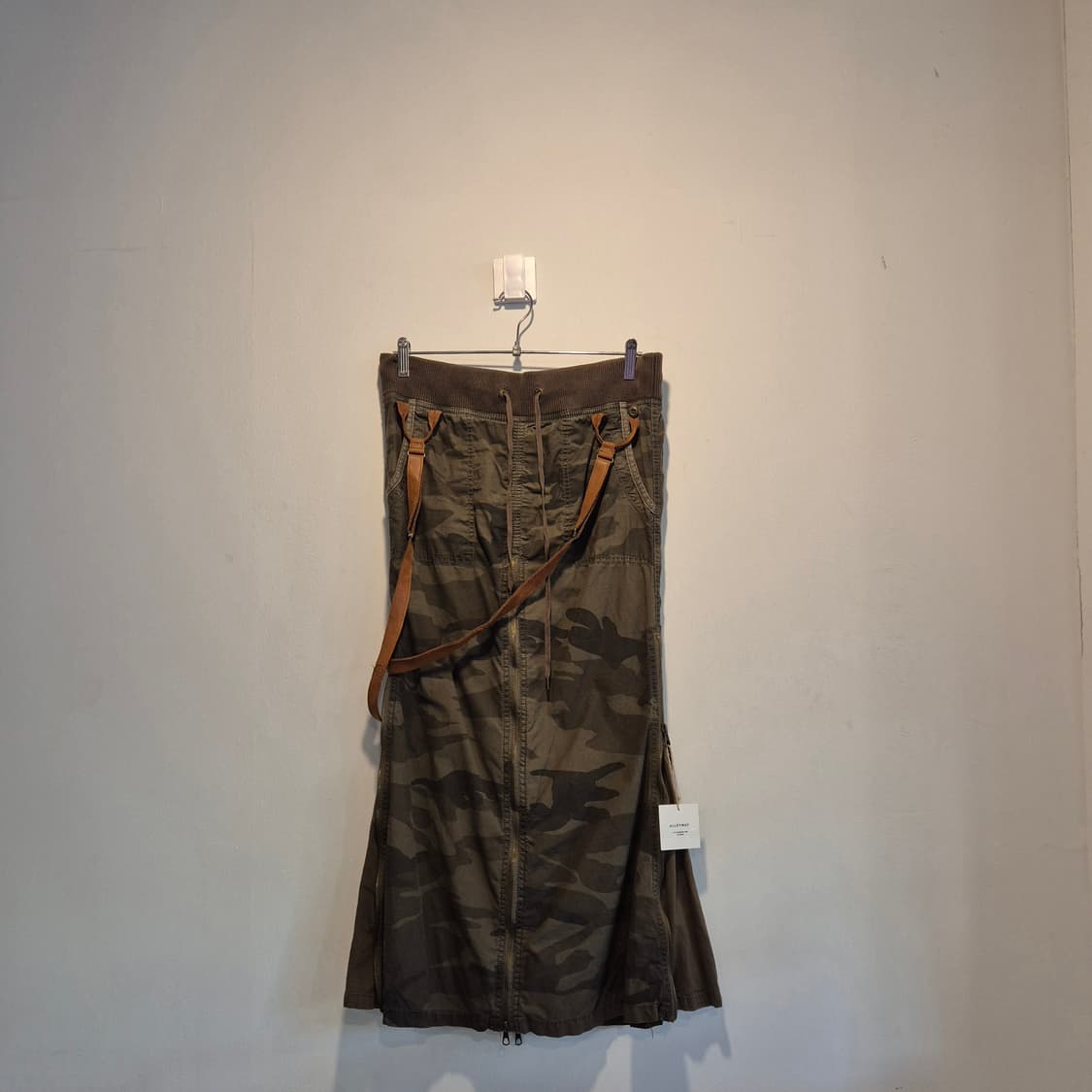 G.O.A skirt 상품이미지1