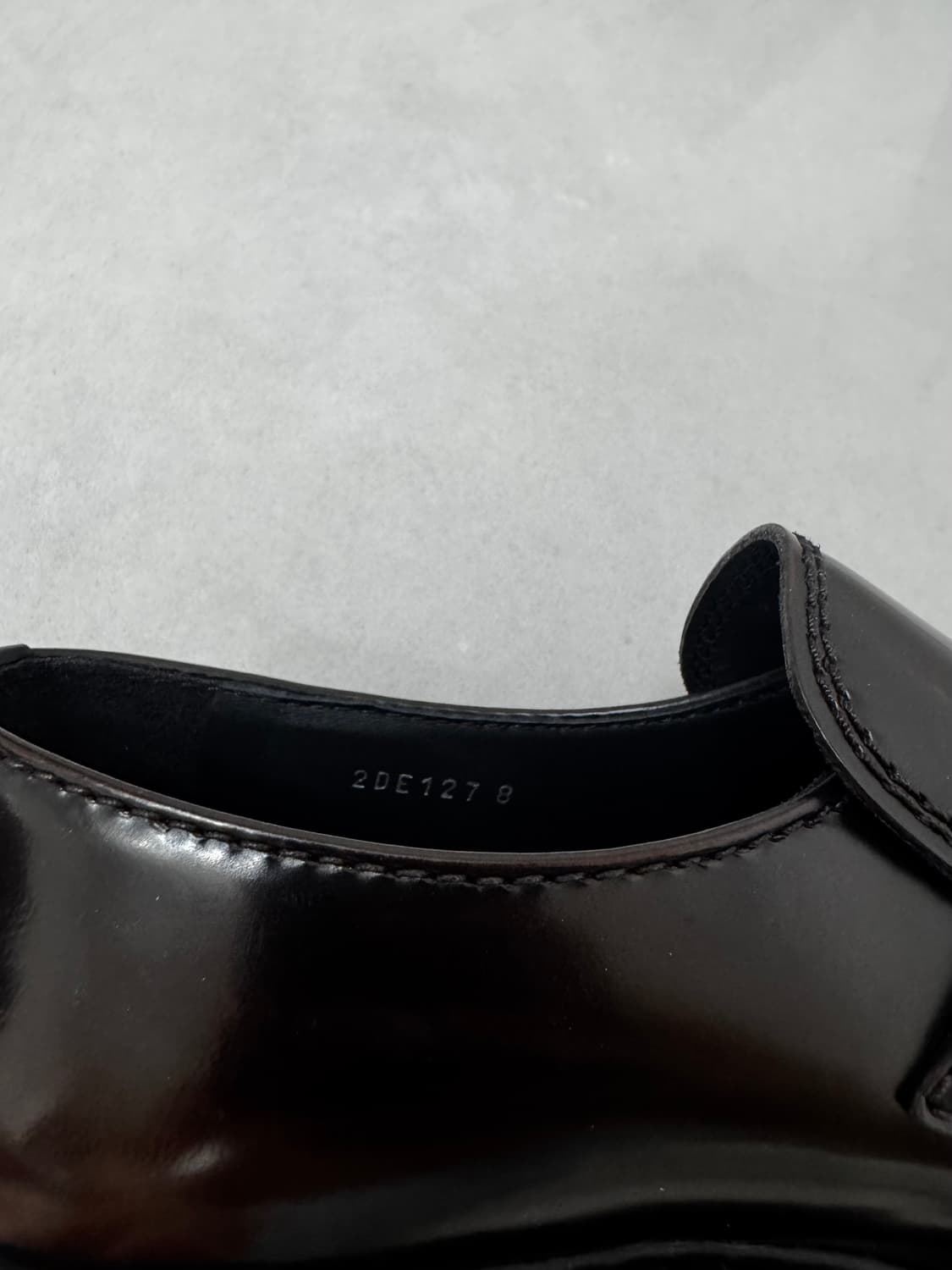 프라다 초콜릿 브러쉬드 레더 로퍼/8size 상품이미지4