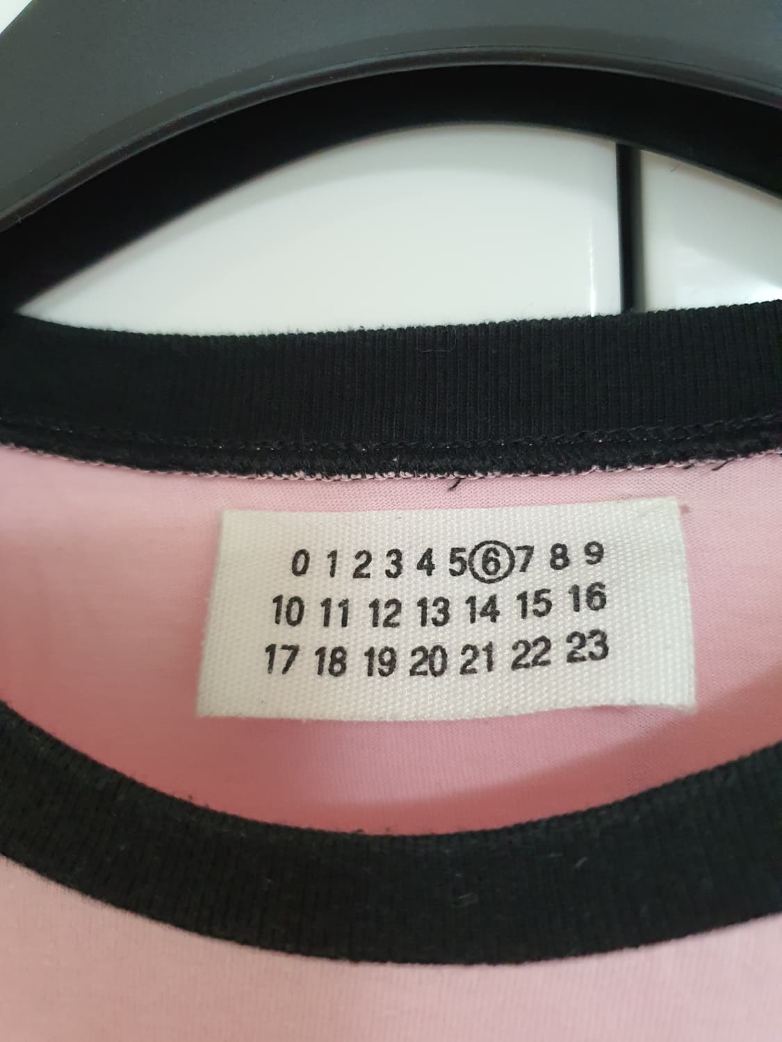 메종 마르지엘라 핑크 링거티셔츠 상품이미지3