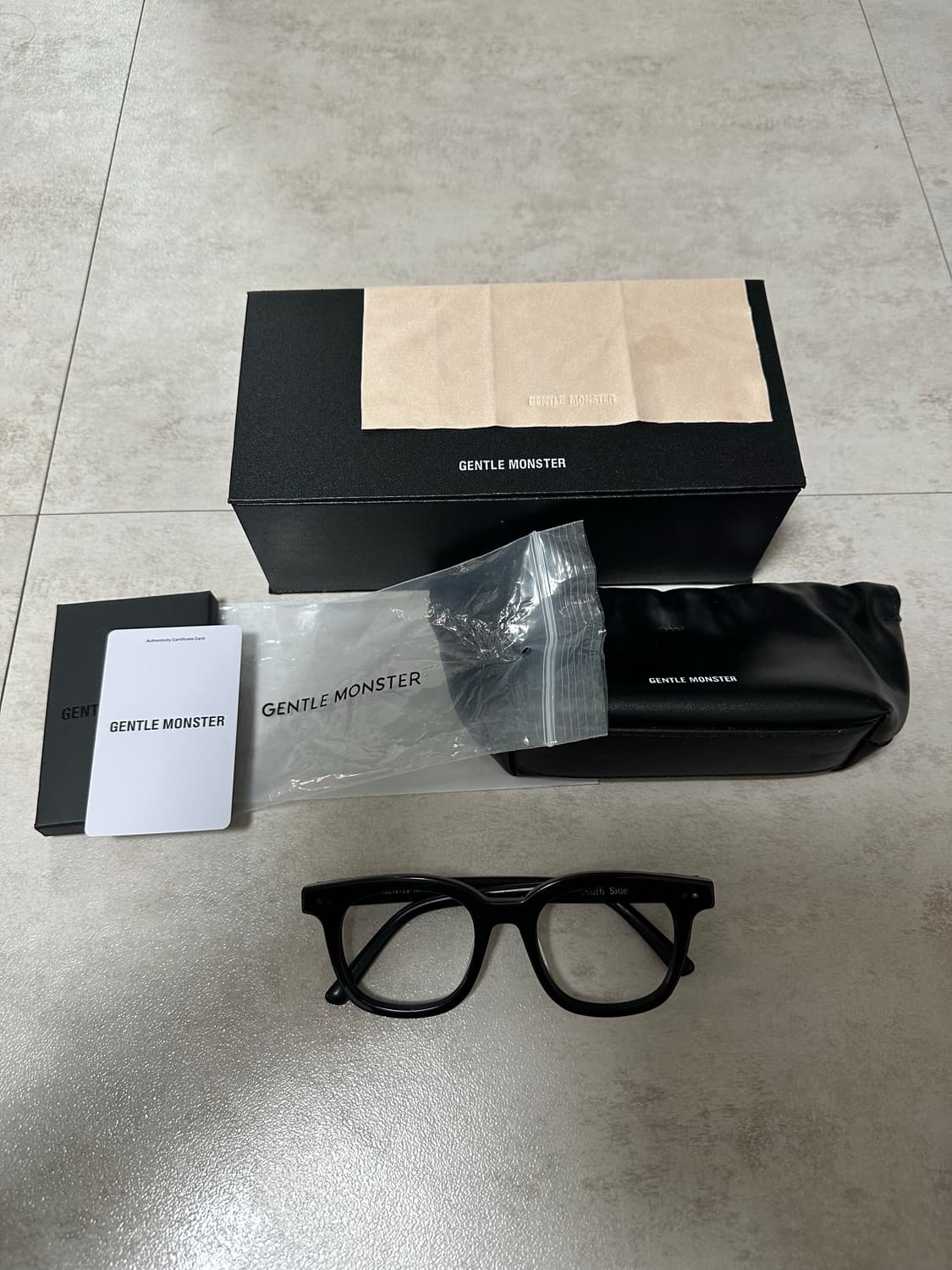 젠틀몬스터 사우스사이드 01(구형) 상품이미지1