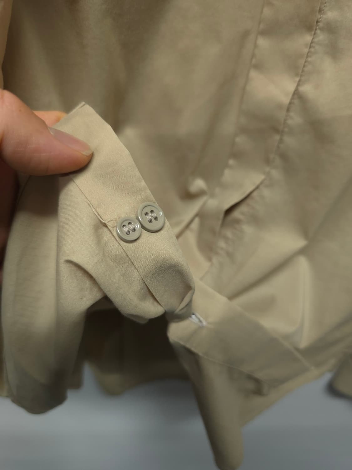 ​시스템 여성 베이지 히든 버튼 아주얇은 코튼 셔츠(66~66반) 상품이미지9